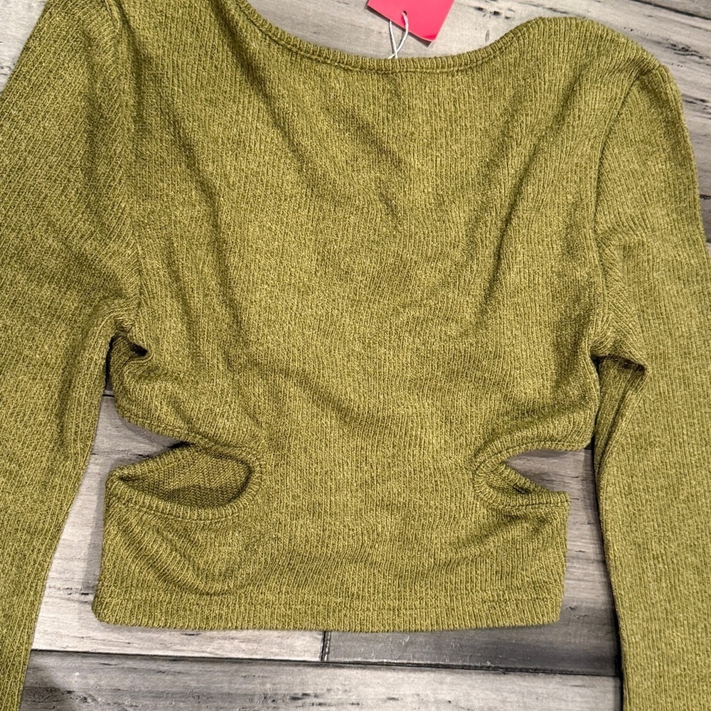 SHEIN Olive Knit Top - Picture 7 of 8